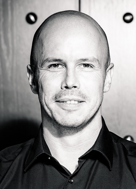 Lars G.